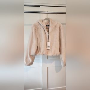 Zara Faux Fur Hooded Jacket, size large, NWT
